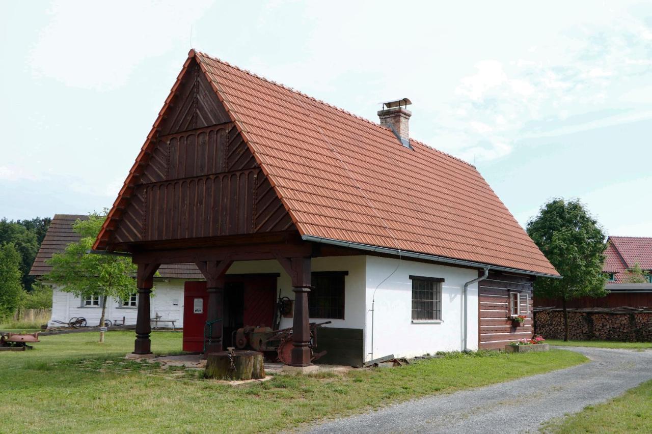 Letni Byt Ve Skanzenu Trebechovice pod Orebem Exterior photo