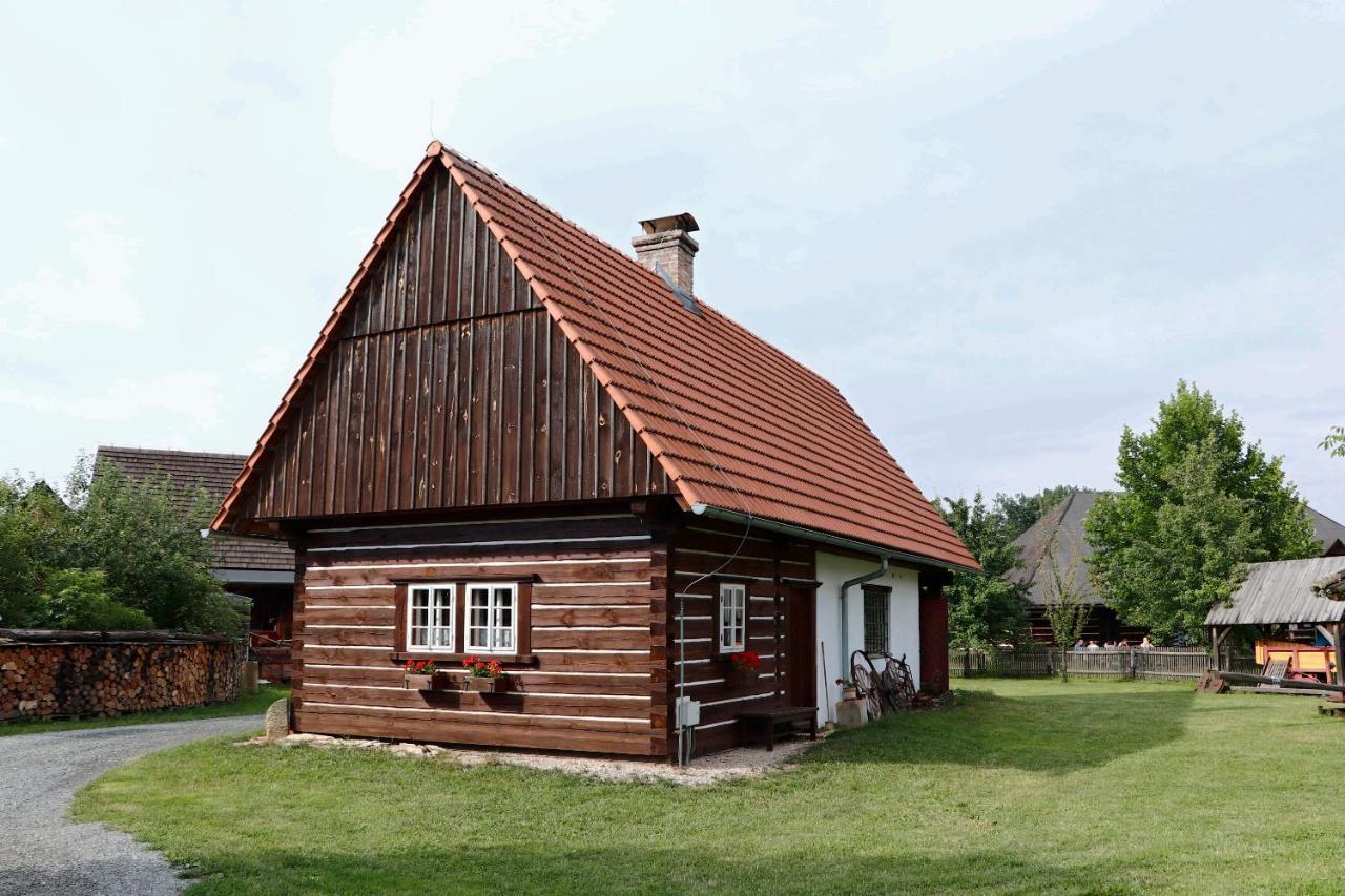 Letni Byt Ve Skanzenu Trebechovice pod Orebem Exterior photo